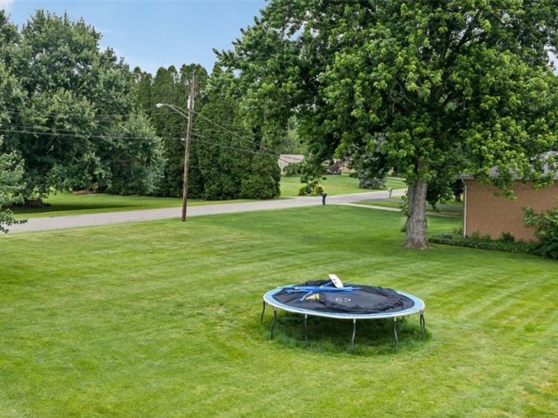 6335 Middlebranch Avenue NE, Canton, OH 44721 Photo 3