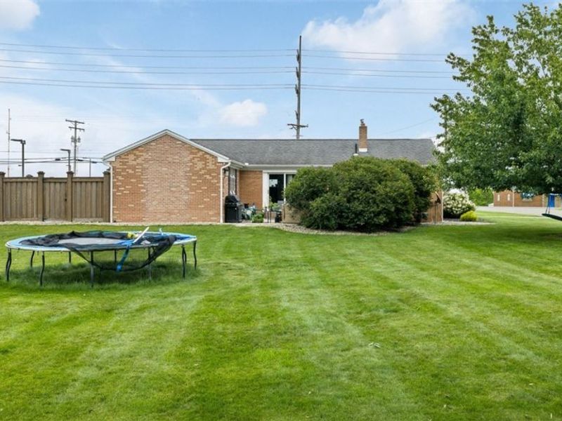 6335 Middlebranch Avenue NE, Canton, OH 44721 Photo 4