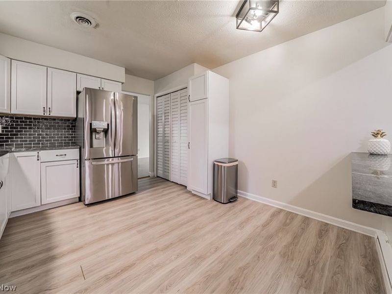 421 Armour Road, Avon Lake, OH 44012 Photo 13