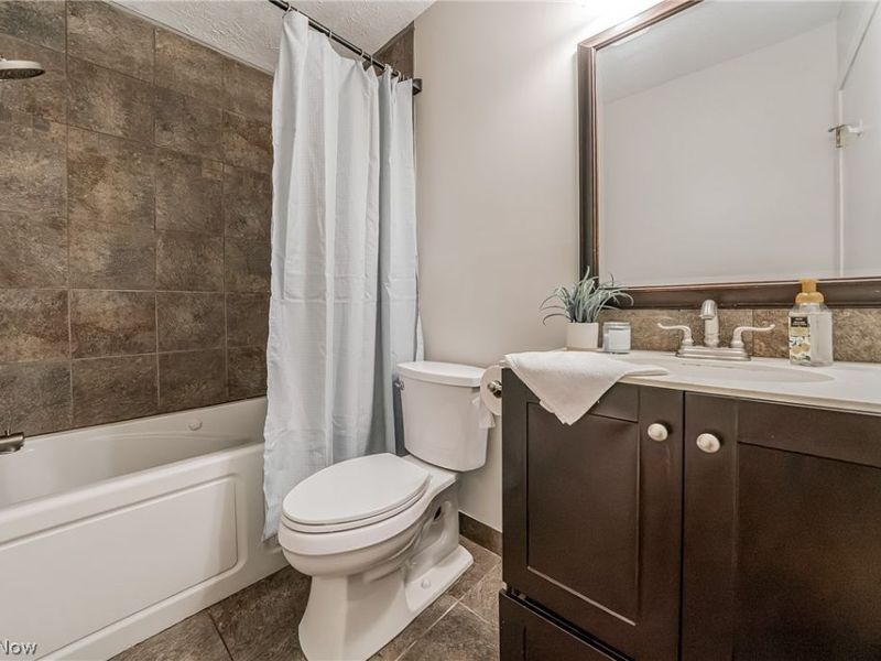 421 Armour Road, Avon Lake, OH 44012 Photo 34