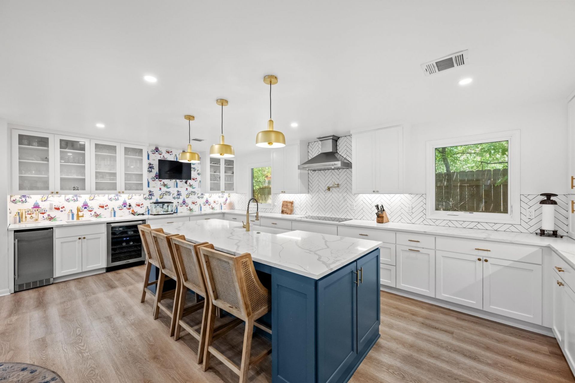 3106 Honey Tree Ln, Austin, TX 78746 Main Photo