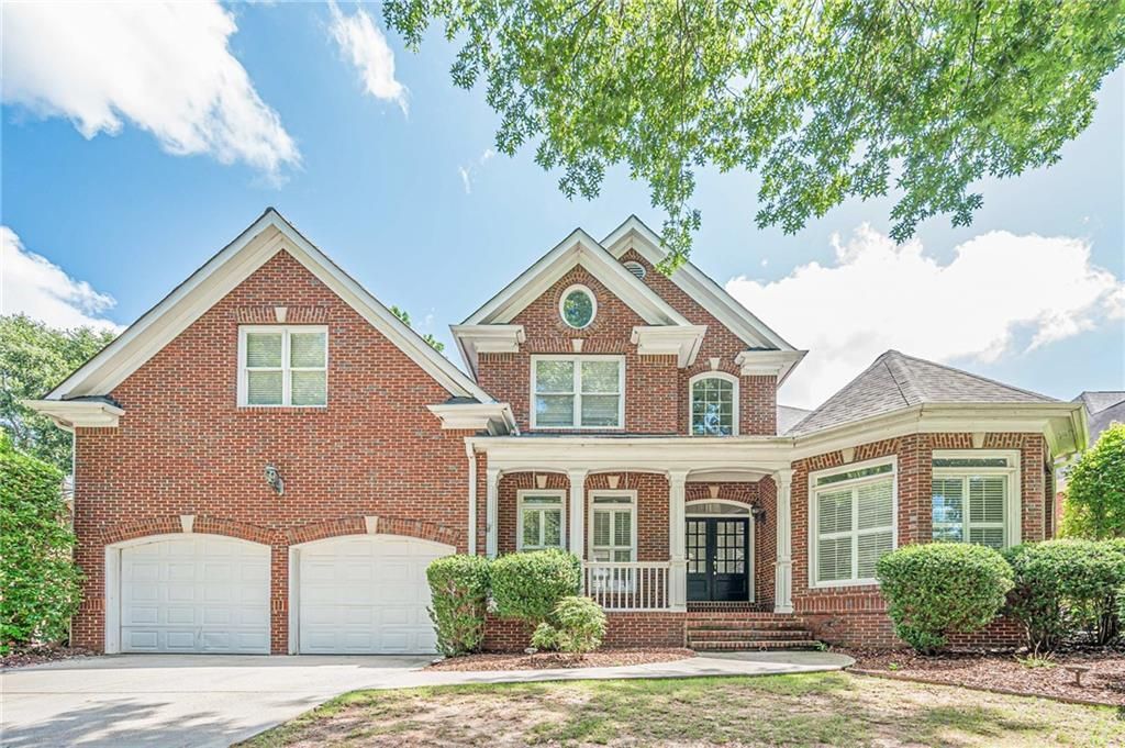 8425 Edwardton Drive, Roswell, GA 30076 Main Photo