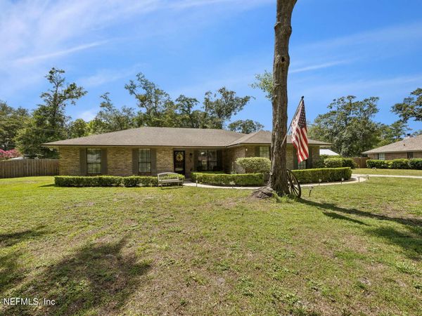 11166 WOODELM Drive E, Jacksonville, FL 32218