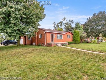 32624 Windsor Street, Garden City, MI 48135
