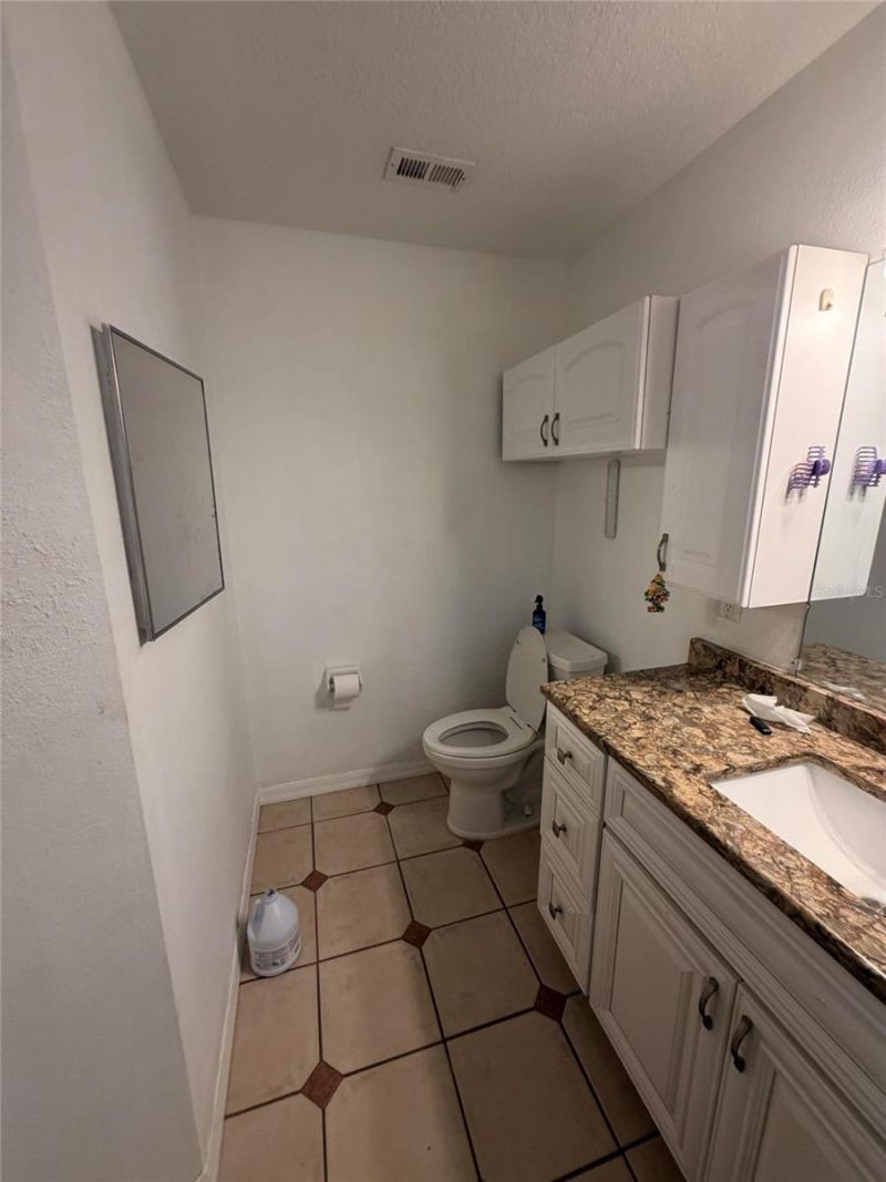 1213 Benedict Court , Sarasota, FL 34237 Photo