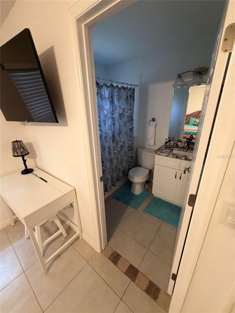 1213 Benedict Court , Sarasota, FL 34237 Photo