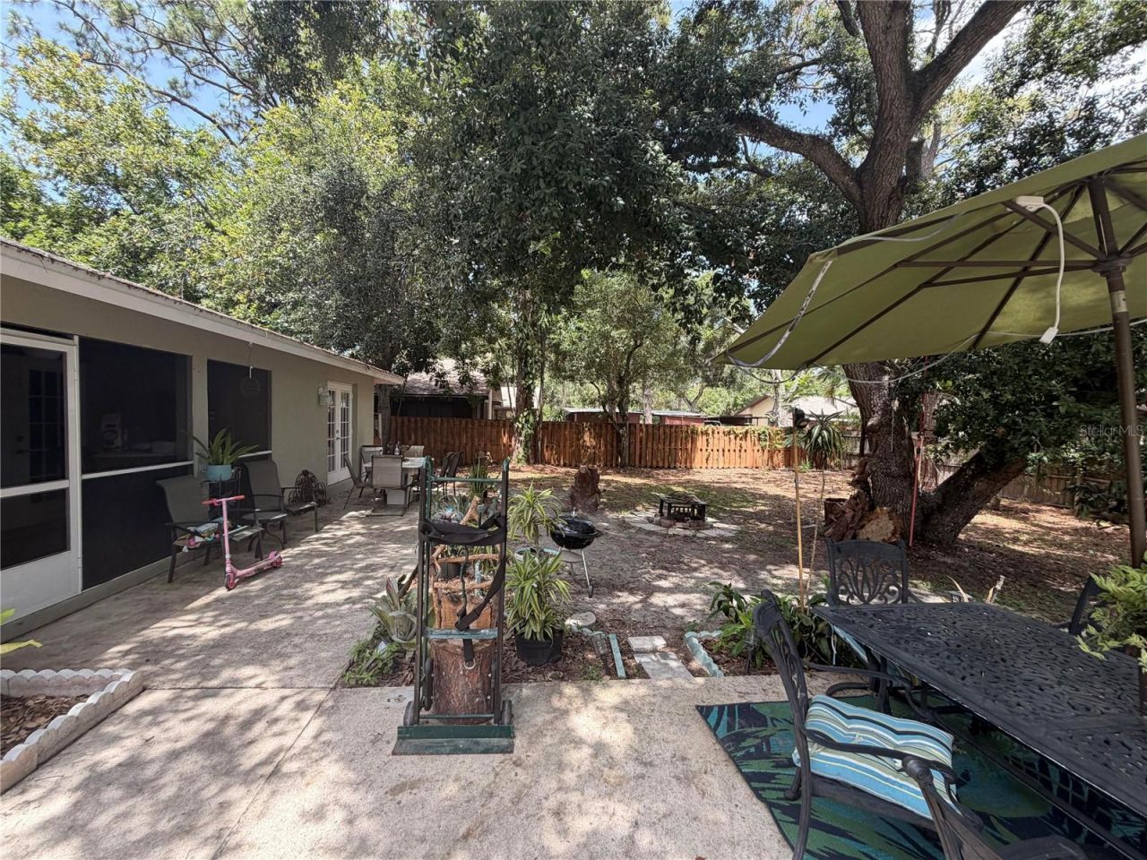 1213 Benedict Court , Sarasota, FL 34237 Photo