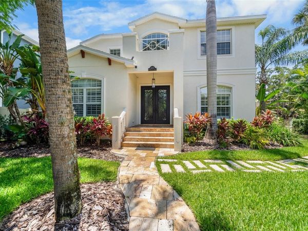 4802 W BEACHWAY DRIVE , TAMPA, FL 33609
