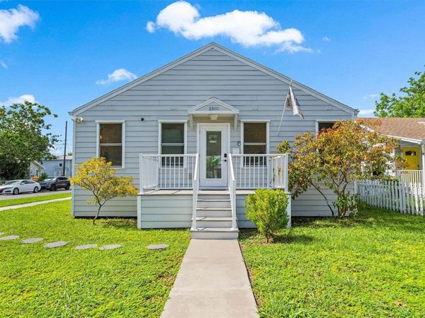1500 9TH AVENUE N, ST PETERSBURG, FL 33705