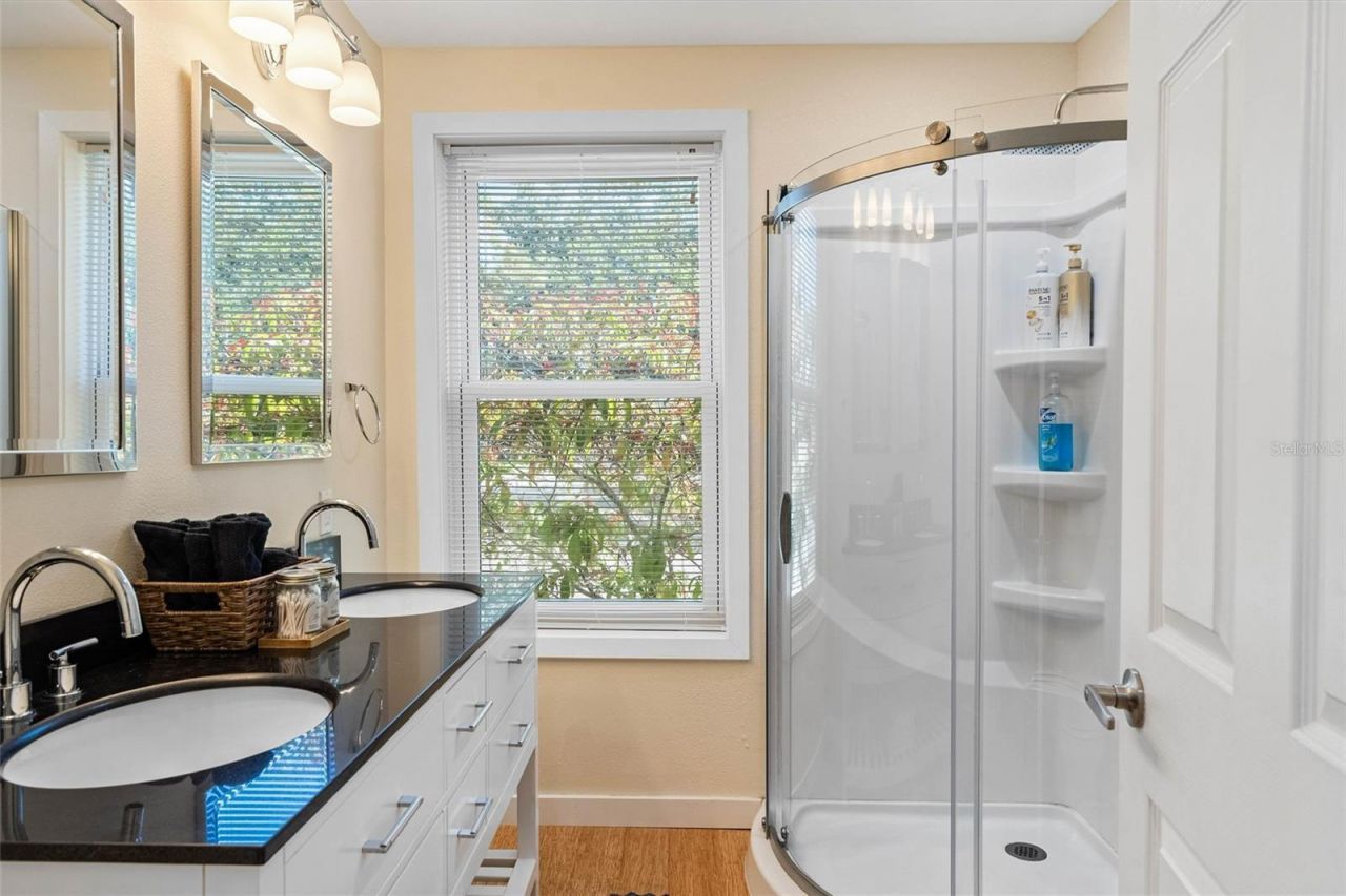 1500 9th Avenue N, Saint Petersburg, FL 33705 Photo