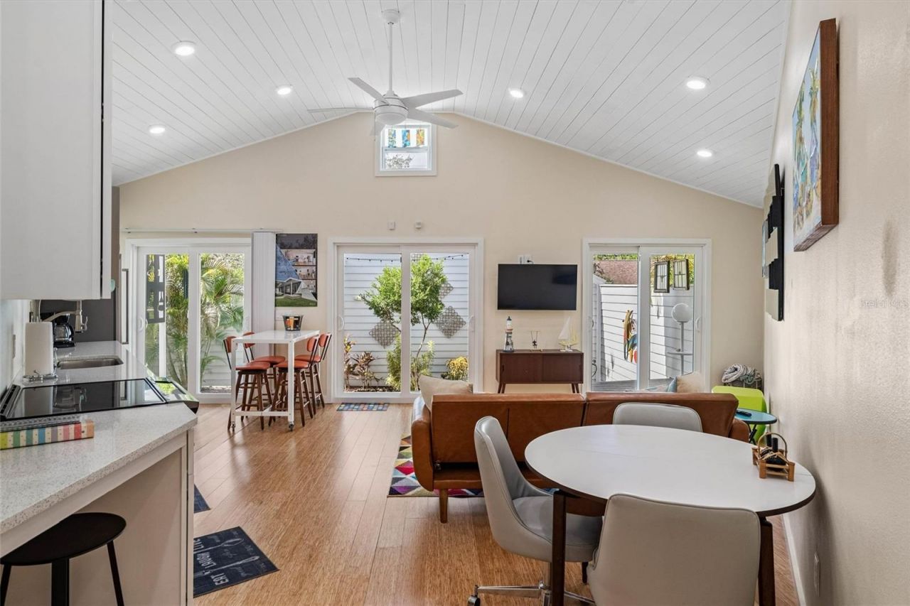 1500 9th Avenue N, Saint Petersburg, FL 33705 Photo