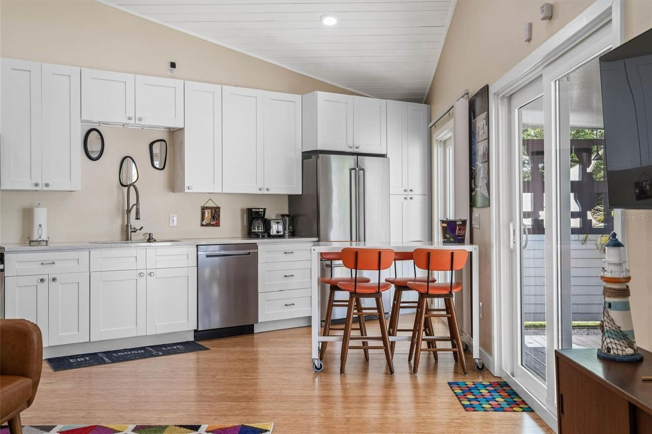 1500 9th Avenue N, Saint Petersburg, FL 33705 Photo