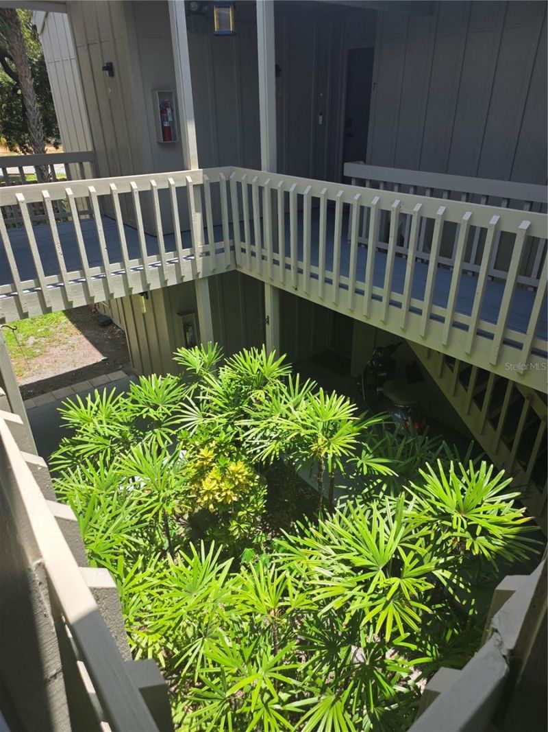 2220 Bahia Vista Street , Unit G5, Sarasota, FL 34239 Photo