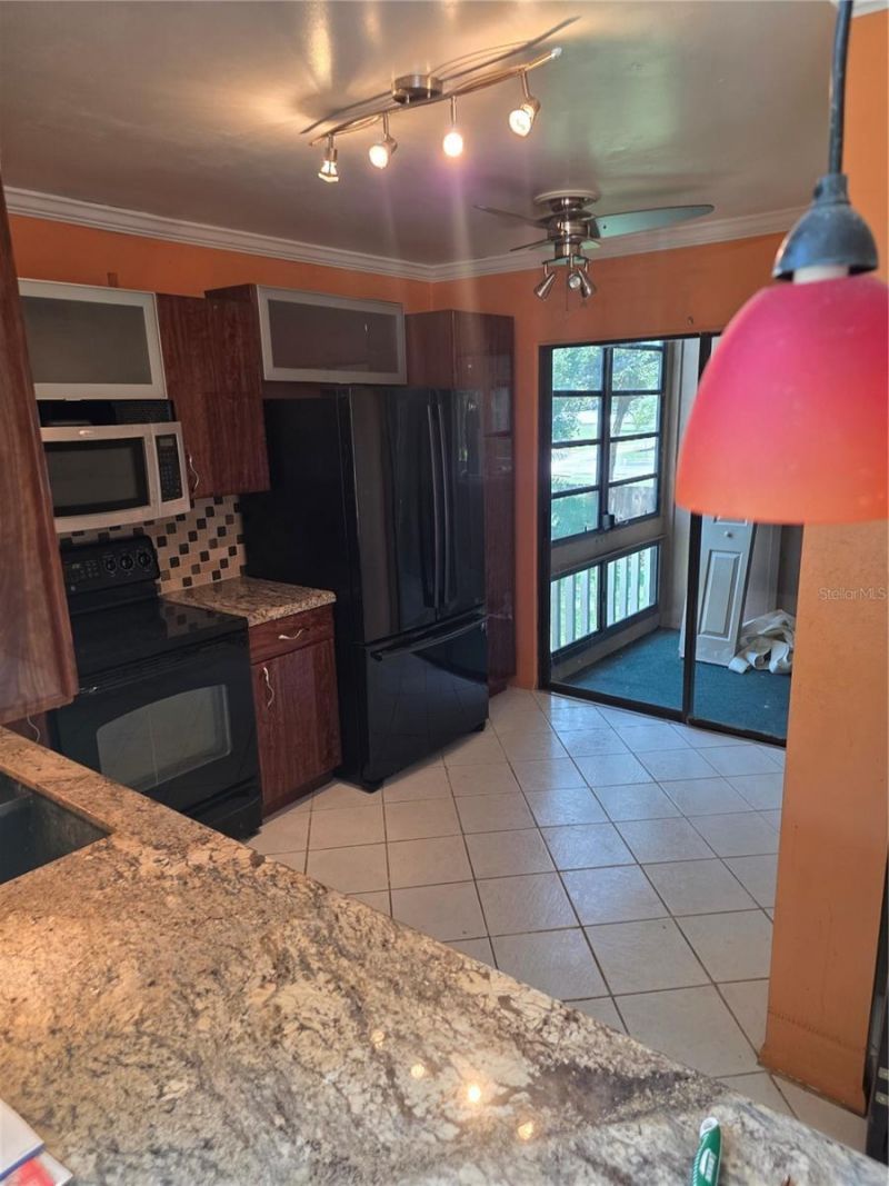 2220 Bahia Vista Street , Unit G5, Sarasota, FL 34239 Photo