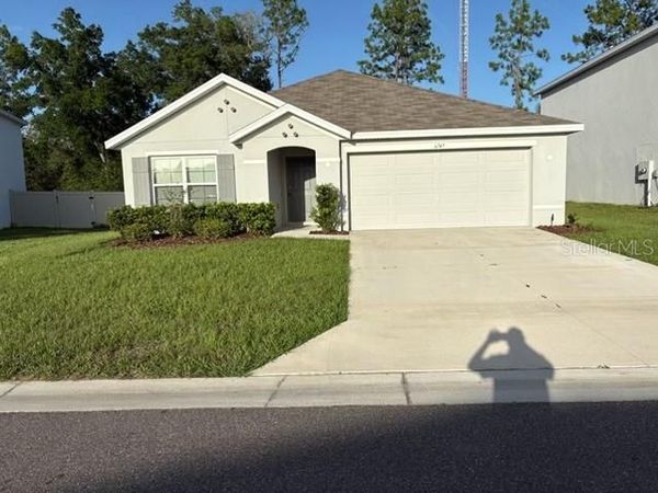 6747 SE 3RD LOOP , OCALA, FL 34472