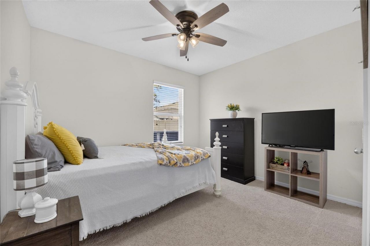 8115 Harwich Port Lane, Gibsonton, FL 33534 Photo