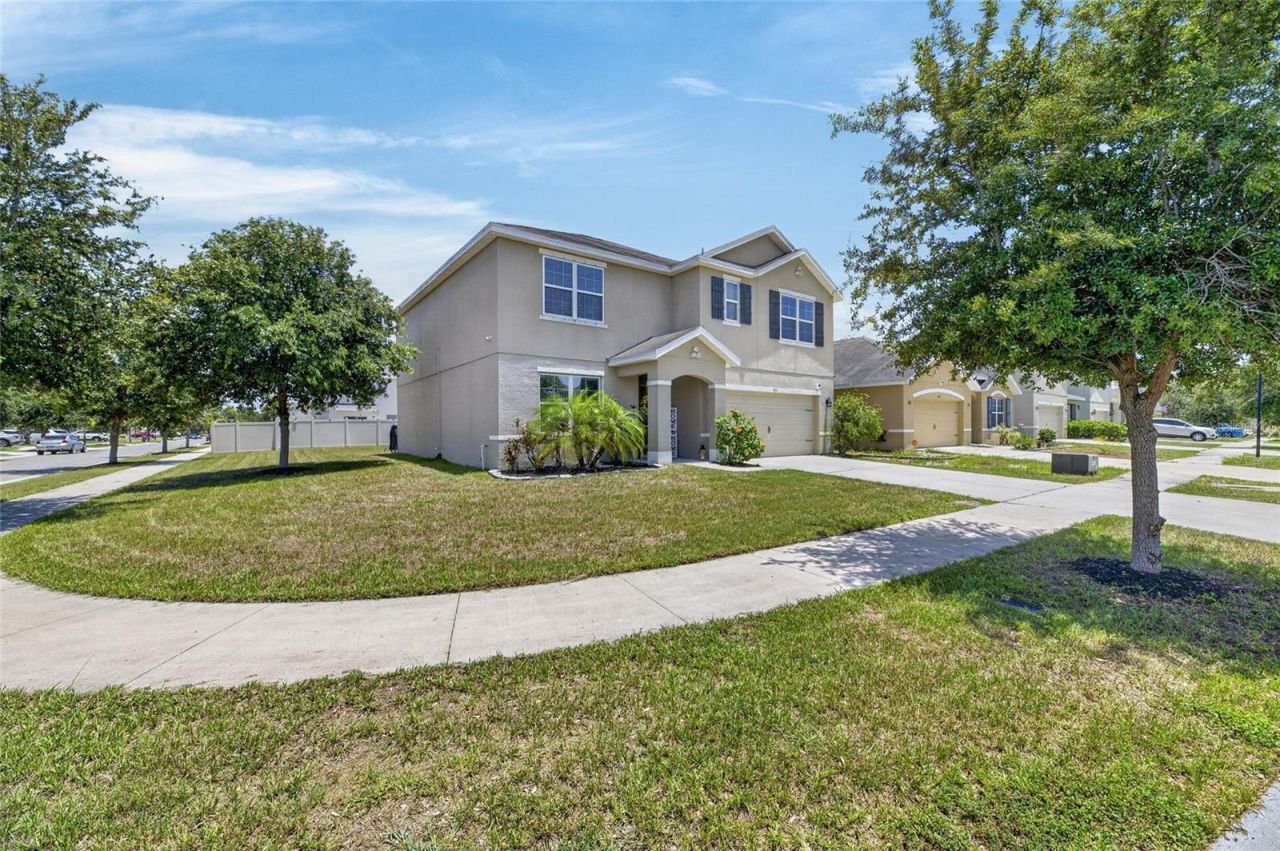 8115 Harwich Port Lane, Gibsonton, FL 33534 Photo