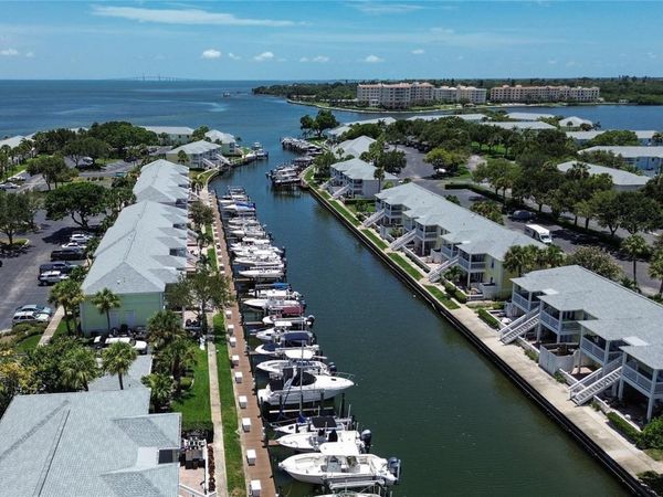5111 COQUINA KEY DRIVE SE, Unit C, ST PETERSBURG, FL 33705