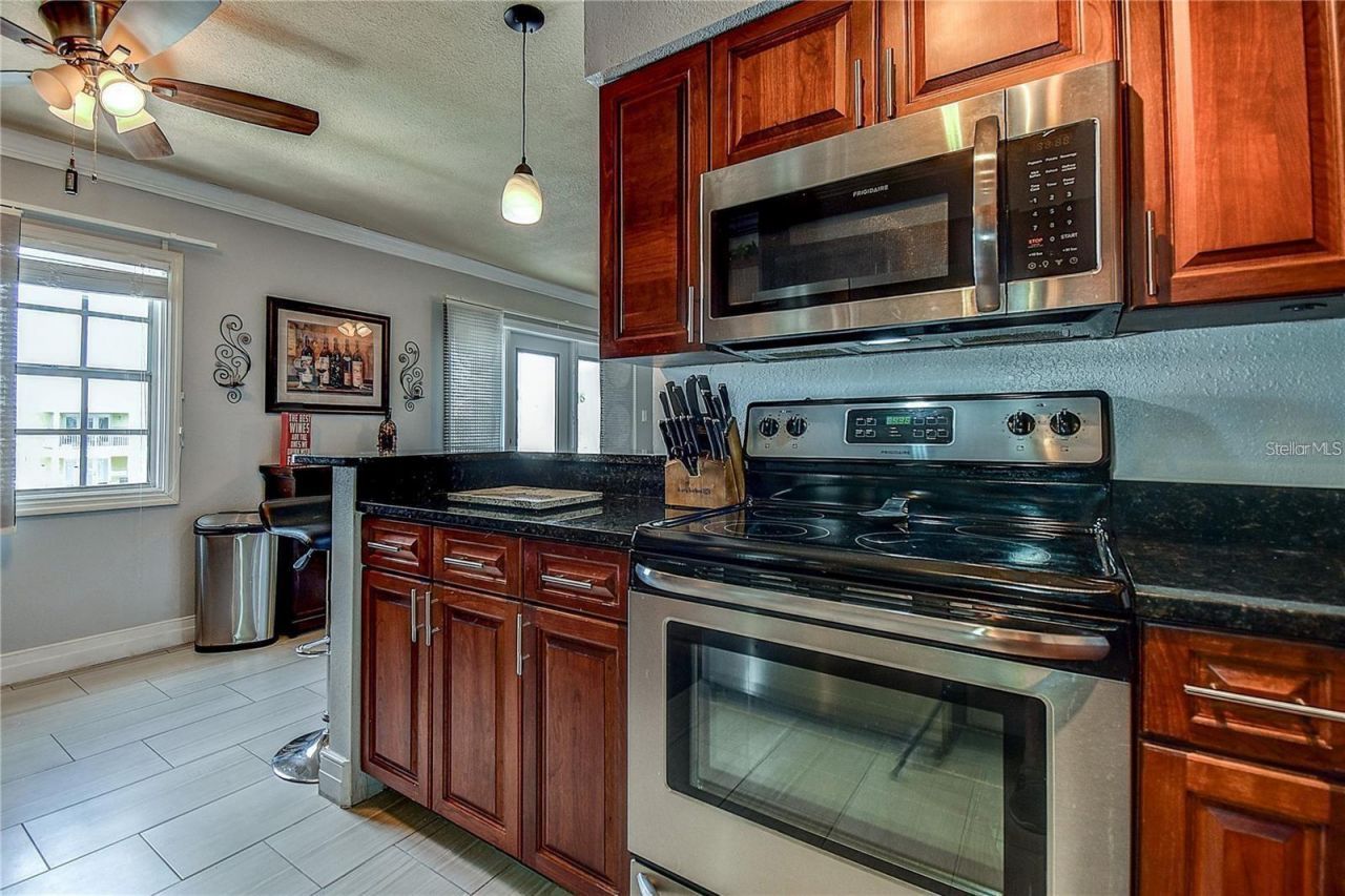 5111 Coquina Key Drive Se, Unit C, Saint Petersburg, FL 33705 Photo