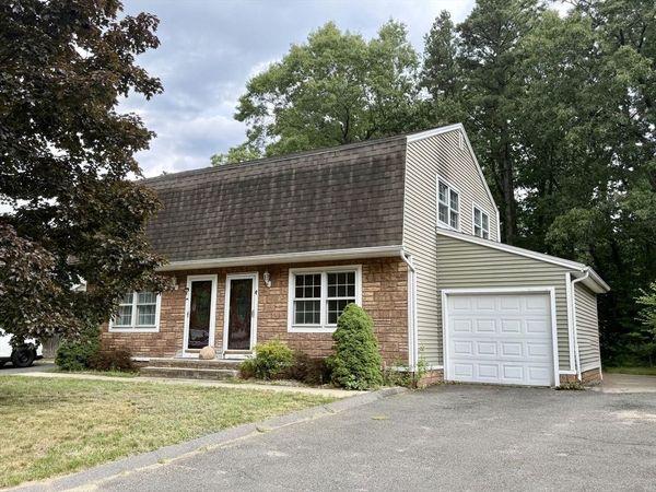 47 Kamuda St, Unit 47, Springfield, MA 01151