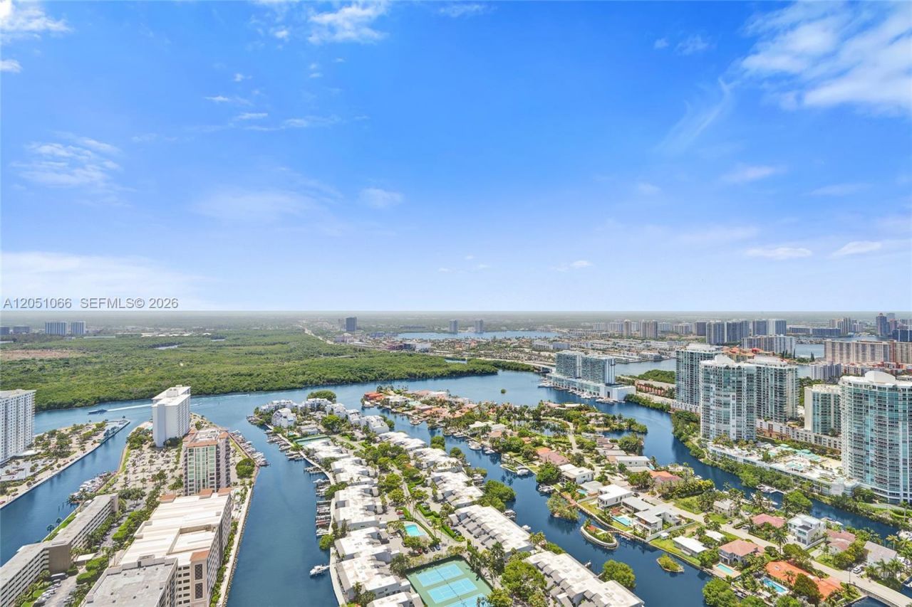 16001 Collins Ave , Unit 4305, Sunny Isles Beach, FL 33160 Photo