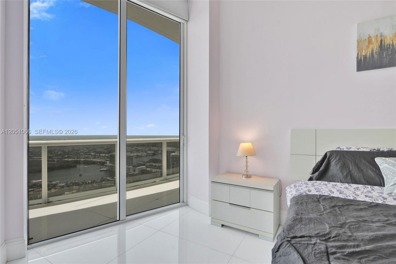 16001 Collins Ave , Unit 4305, Sunny Isles Beach, FL 33160 Photo