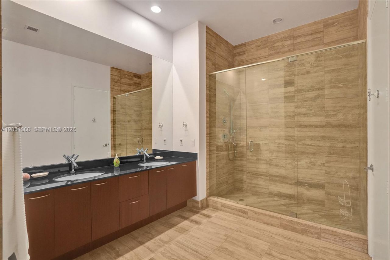 16001 Collins Ave , Unit 4305, Sunny Isles Beach, FL 33160 Photo