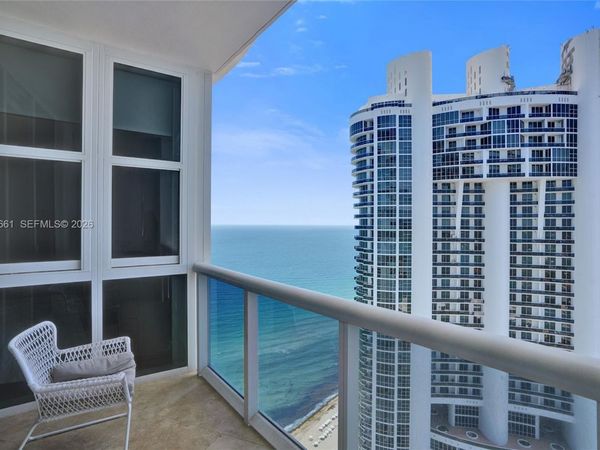 18201 Collins Ave , Unit 4705, Sunny Isles Beach, FL 33160