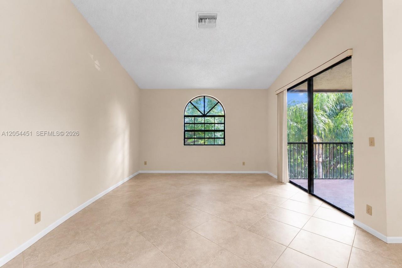 10690 NW 14th St, Unit 128, Plantation, FL 33322 Photo
