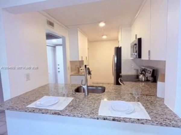 871 NE 207th Ter , Unit 4-102, Miami, FL 33179