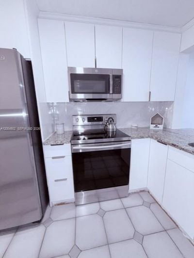 871 NE 207th Ter , Unit 4-102, Miami, FL 33179 Photo