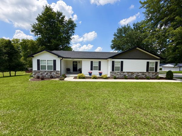 509 Fancy Street, Covington, IN 47932