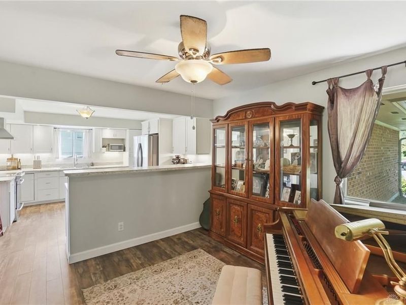 1315 Seminary View Drive, Centerville, OH 45458 Photo 7