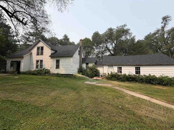 W7868 STATE HWY 152, Wautoma, WI 54982
