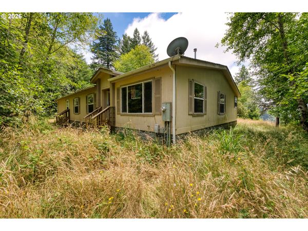 18768 OLYMPIA RD, Brookings, OR 97415