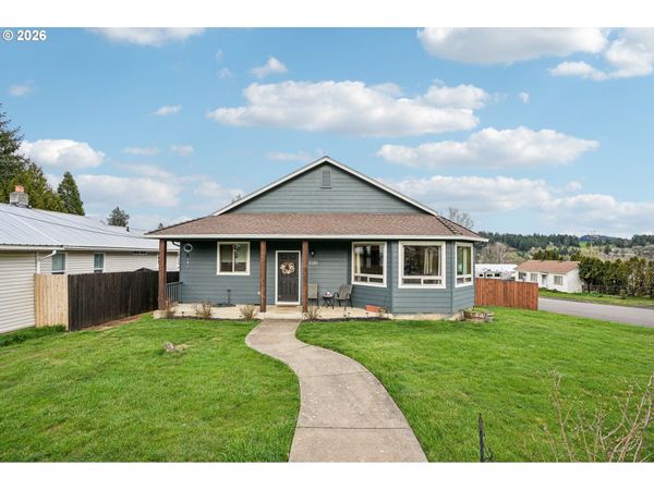 1590 SW HILL ST, Dallas, OR 97338