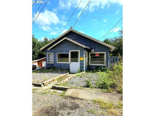 94136 RINK CREEK LN, Coquille, OR 97423