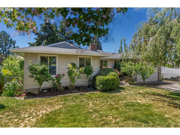 527 SUMMIT RIDGE DR, The Dalles, OR 97058