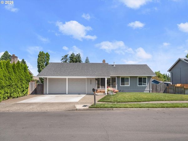8655 SW COMANCHE WAY, Tualatin, OR 97062