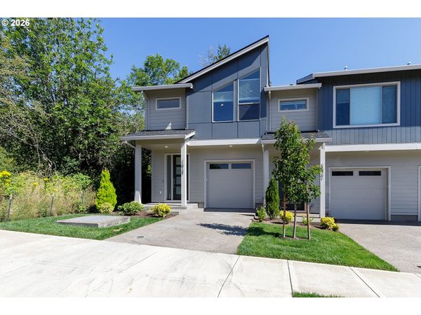 16737 SE REBSTOCK PARK LN, Happy Valley, OR 97086