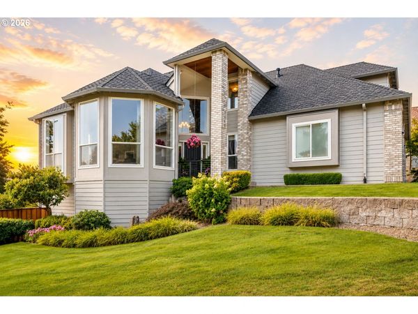 3466 VISTA RIDGE DR, West Linn, OR 97068