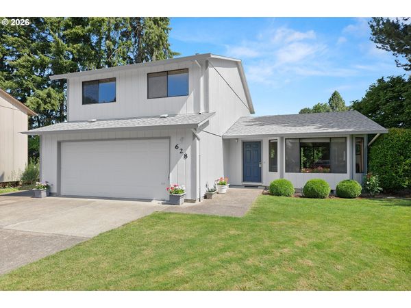 628 SE 33RD CT, Hillsboro, OR 97123