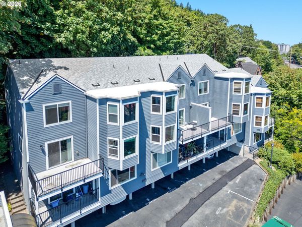 3473 SW BARBUR BLVD, Unit 12, Portland, OR 97239