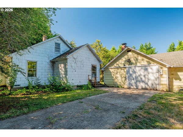 895 ELMA SE AVE, Salem, OR 97317