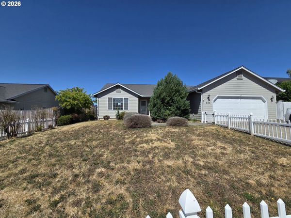 340 NW ELIZABETH AVE, Winston, OR 97496