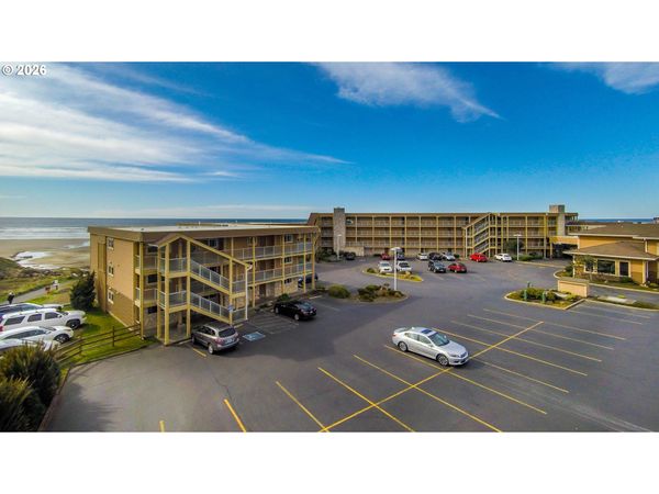 88416 1ST AVE, Unit 329, Florence, OR 97439