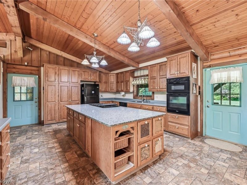 8451 W South Range Road, Salem, OH 44460 Photo 20