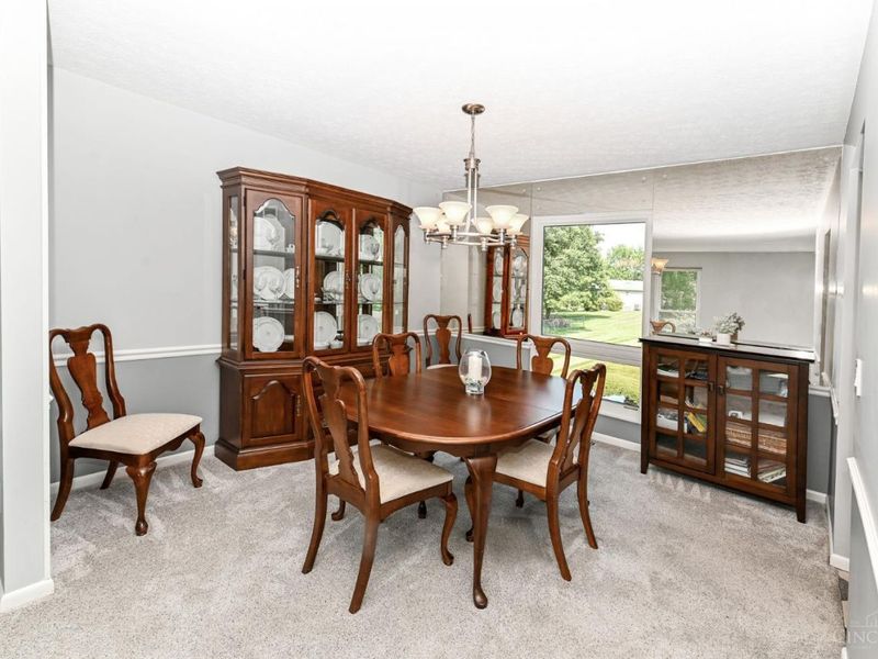 8004 Honeysuckle Lane, West Chester, OH 45069 Photo 10