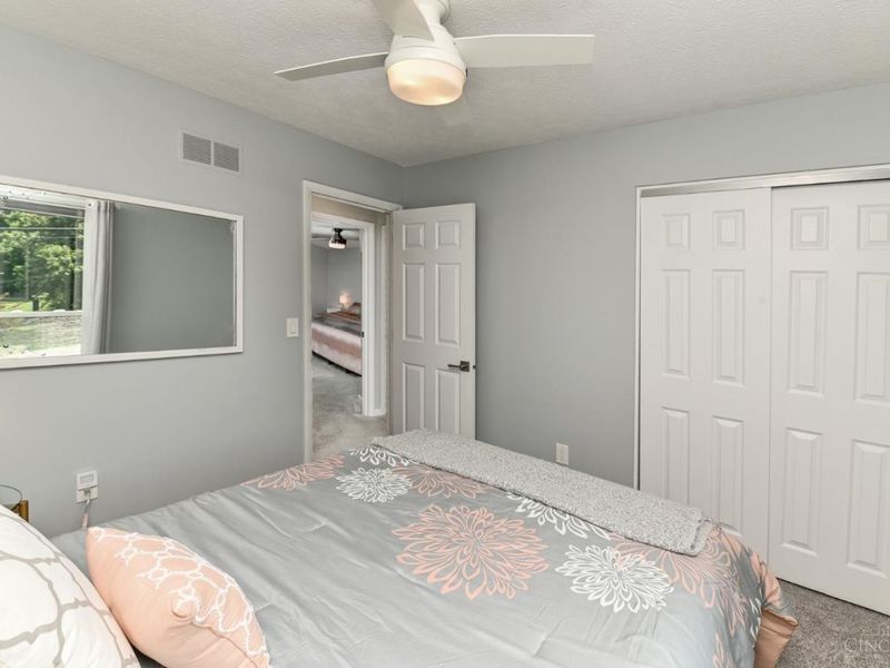 8004 Honeysuckle Lane, West Chester, OH 45069 Photo 21