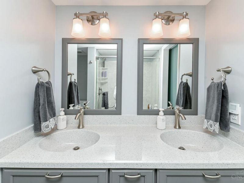 8004 Honeysuckle Lane, West Chester, OH 45069 Photo 29